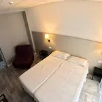Hotel Bed And Breakfast Benidorm 2*