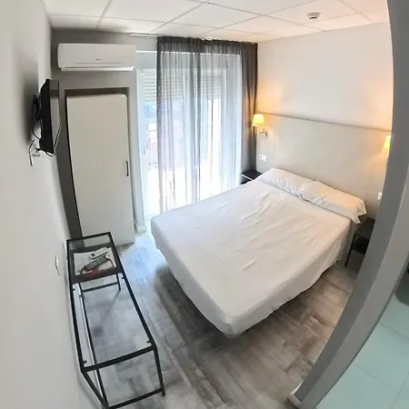 호텔 Hotel Bed And Breakfast Benidorm
