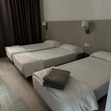 Hotel Bed And Breakfast Benidorm 베니돔