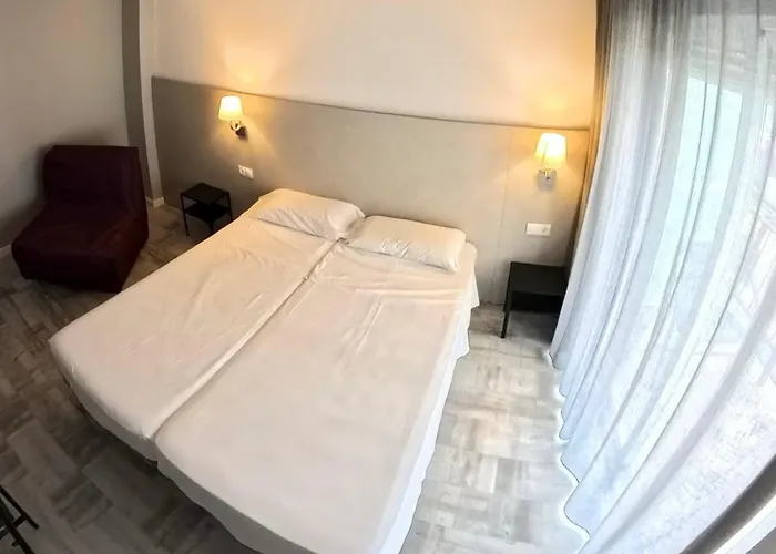 Hotel Bed And Breakfast Benidorm 貝尼多姆