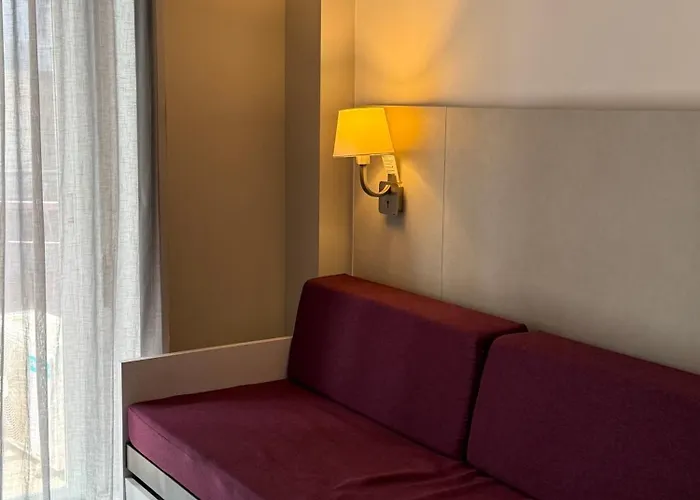 Hotel Bed And Breakfast Benidorm 2* 貝尼多姆