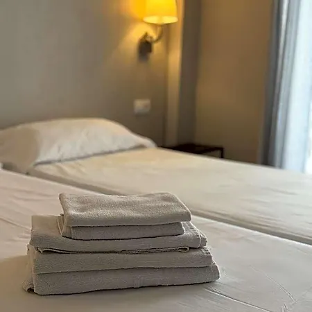 Hotel Bed And Breakfast Benidorm 2*