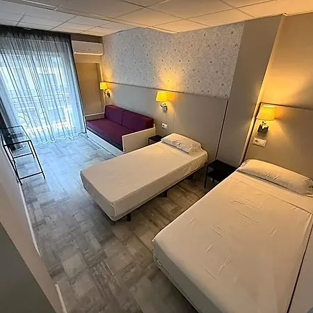 Hotel Bed&Breakfast Benidorm Hotel 2*